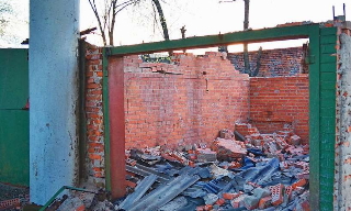 Демонтаж гаражей в Белогорске, цена от 1766 руб. – услуги под ключ от 2Землекопа-Бгк