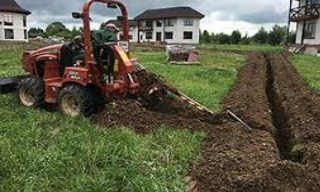 Копка траншей для водопровода в Белогорске: цена за метр от 935 руб.