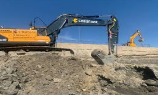 Разработка грунта под коллекторы в Белогорске от 2596 руб. – 2Землекопа-Бгк