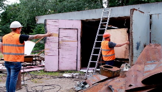 Демонтаж гаражей в Белогорске, цена от 1766 руб. – услуги под ключ от 2Землекопа-Бгк